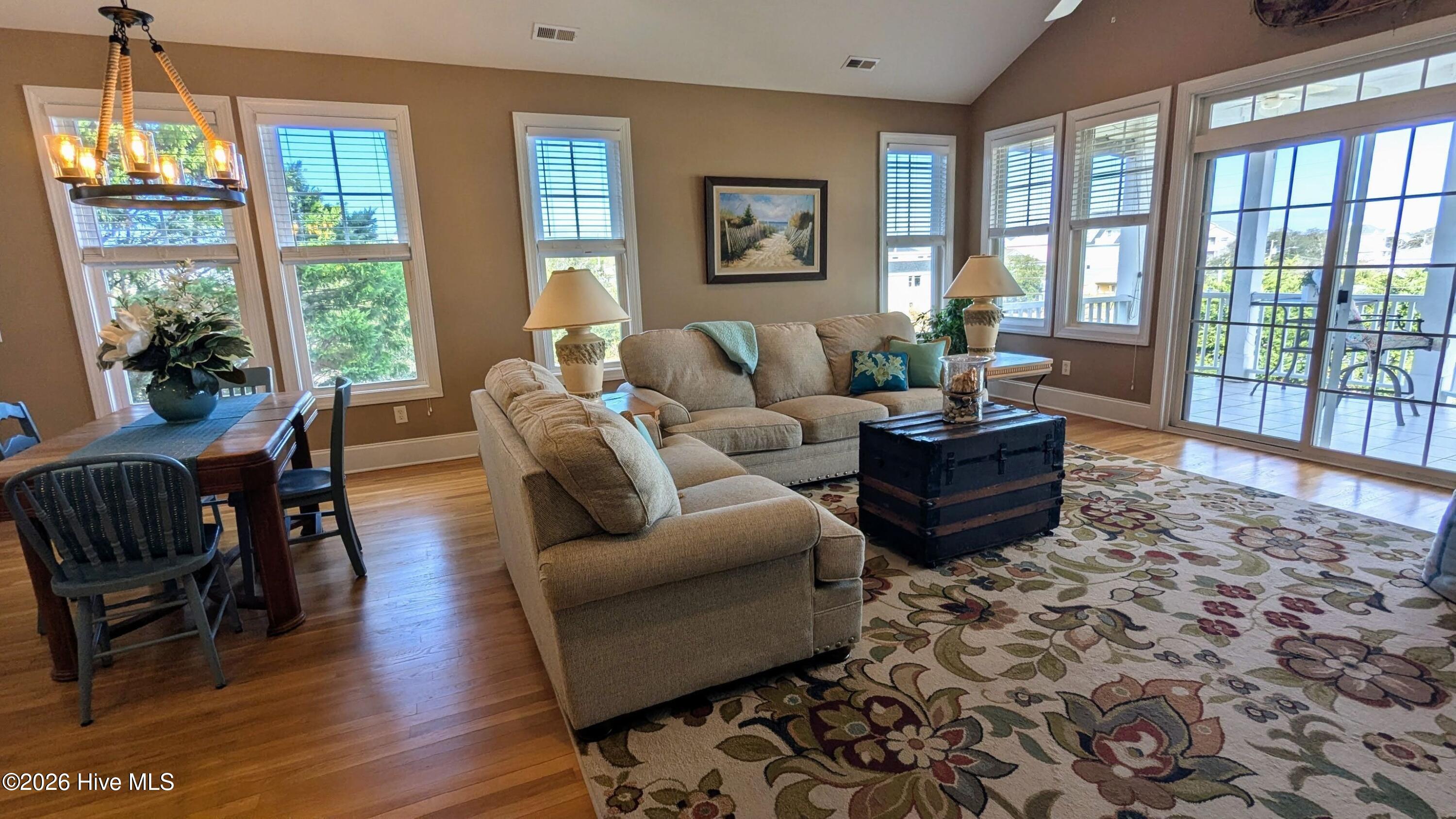 403 Alabama Avenue Unit B