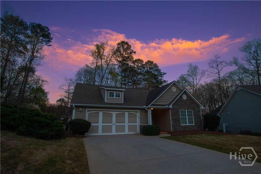 Photo of 1029 Stone Creek Lane, Monroe, GA 30655 (MLS # CL351801)