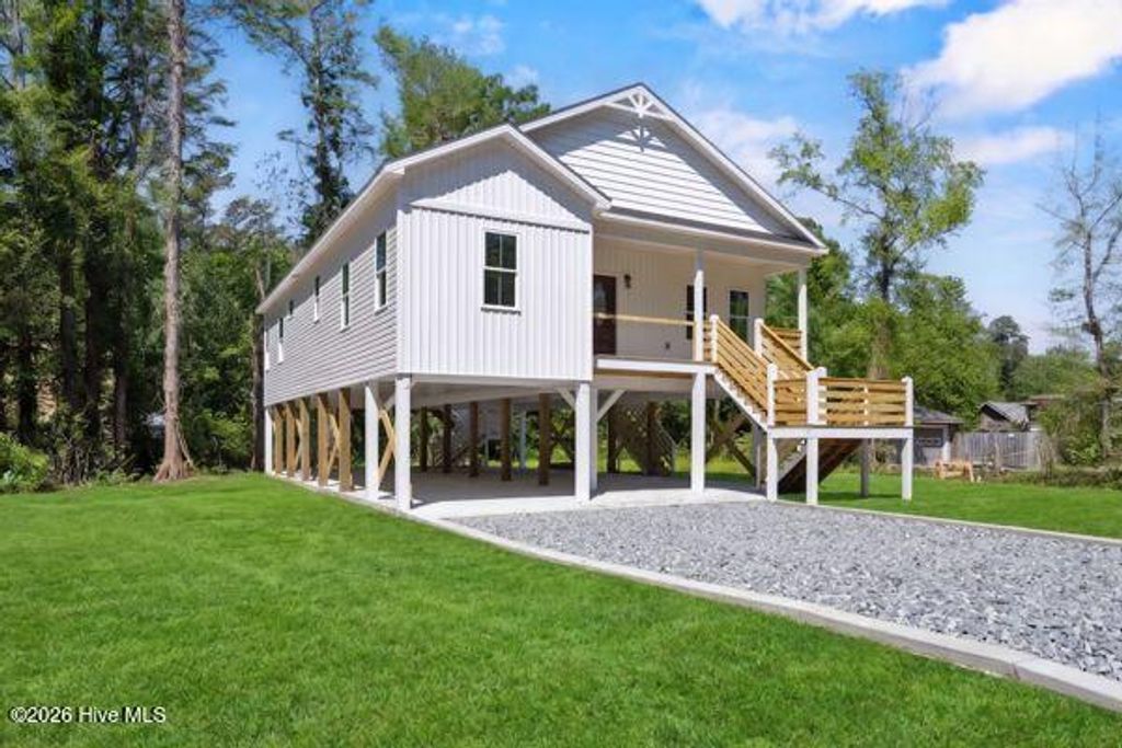 Photo of 2130 Wisteria Drive #23, Wilmington, NC 28401 (MLS # 100567993)