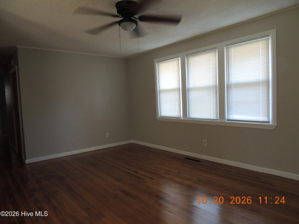 Photo of 509 Henderson Drive, Jacksonville, NC 28540 (MLS # 100611416)