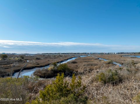 Tiny photo for 320 Bay Circle, North Topsail Beach, NC 28460 (MLS # 100559028)