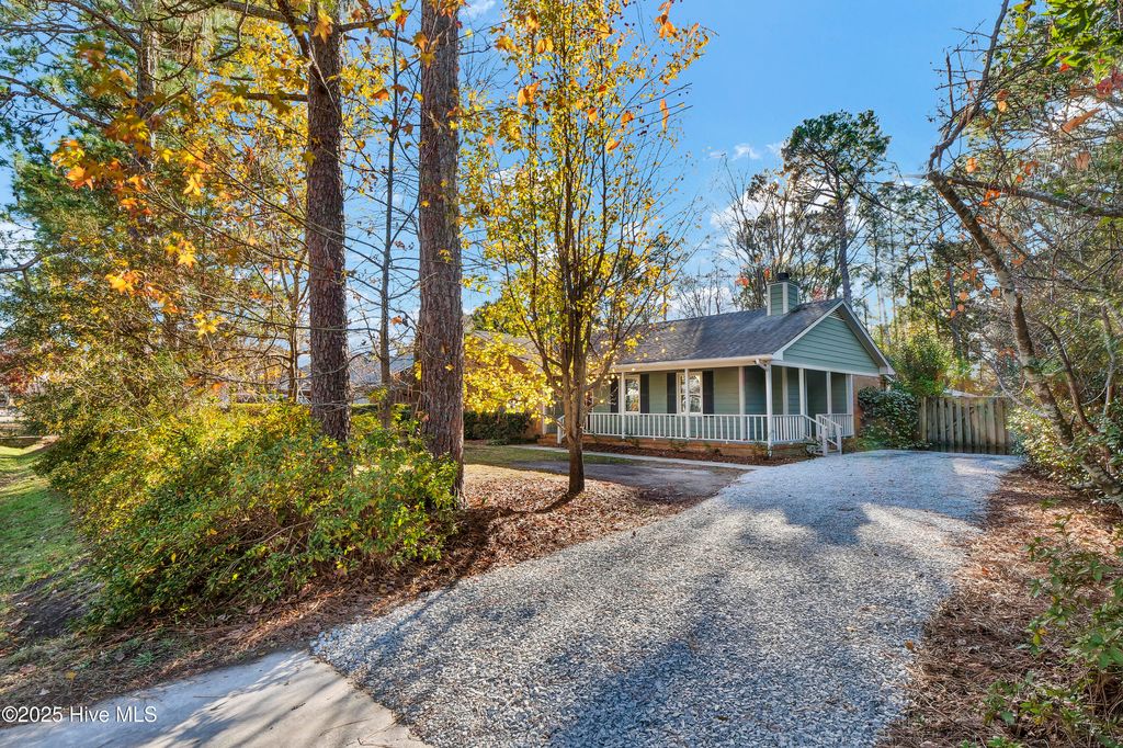 Photo of 710 Darwin Drive, Wilmington, NC 28405 (MLS # 100545565)