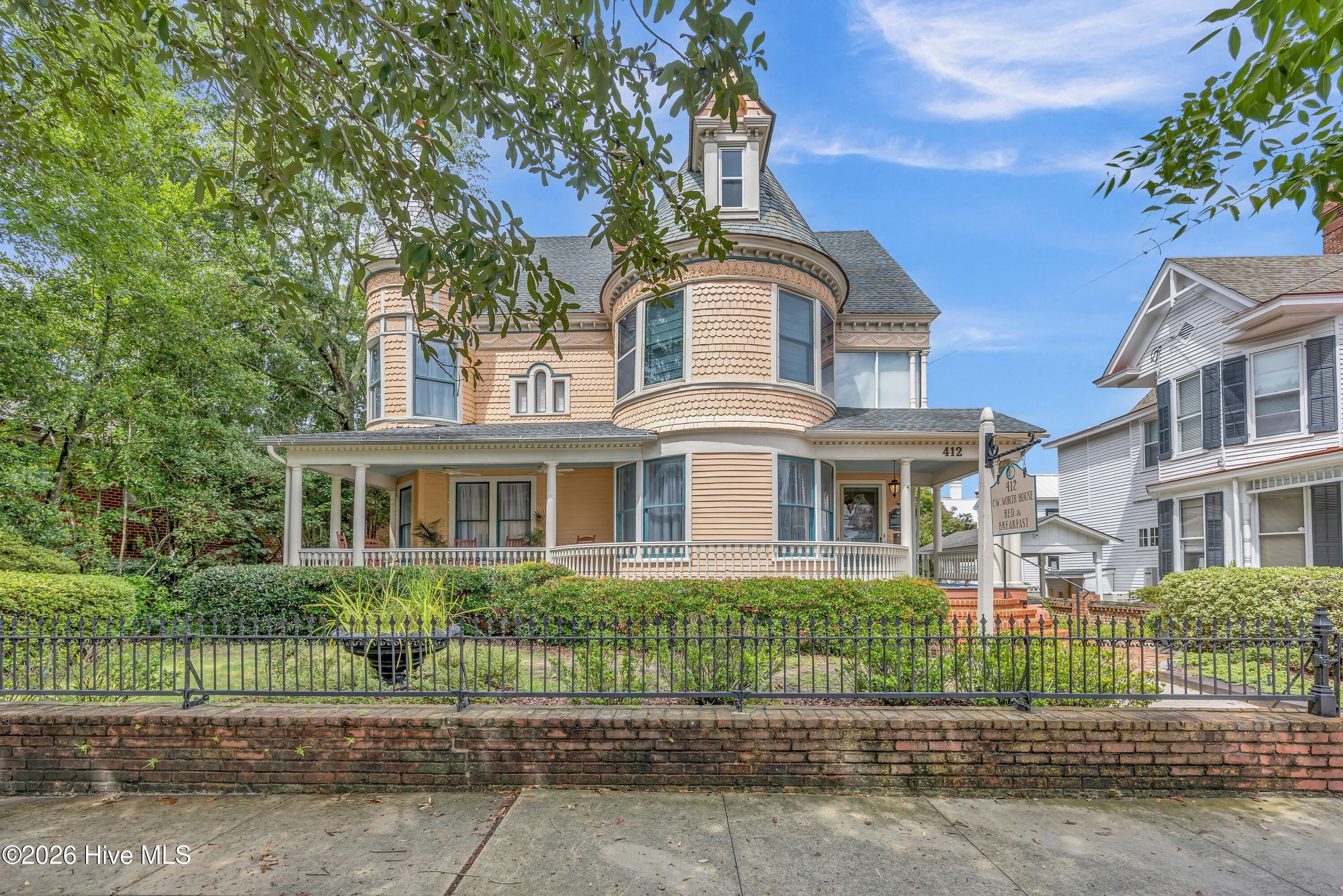 412 S 3rd Street