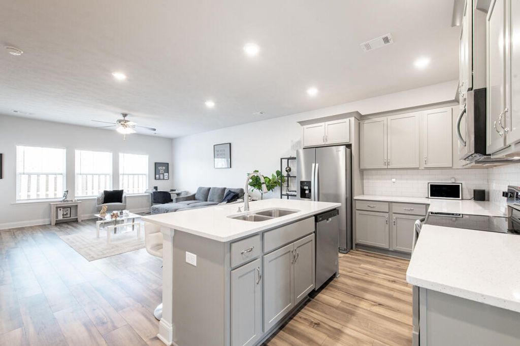 Photo of 674 Hampton Drive, North Augusta, SC 29860 (MLS # 553818)