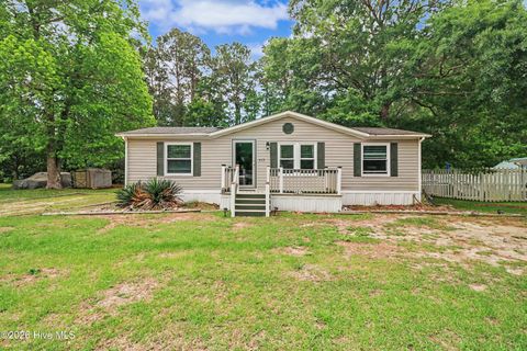 Photo of 427 Baker Drive SW, Supply, NC 28462 (MLS # 100573987)