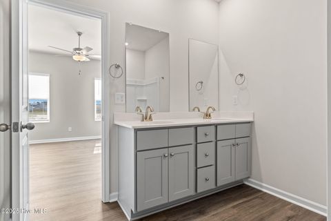 Tiny photo for 626 S Squires Run Lane, Richlands, NC 28574 (MLS # 100546635)