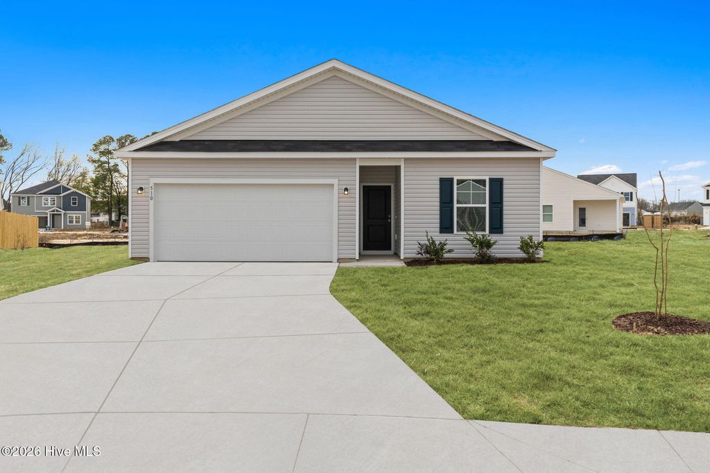 Photo of 626 S Squires Run Lane, Richlands, NC 28574 (MLS # 100546635)