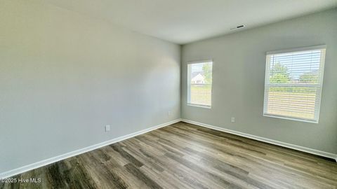 Tiny photo for 626 S Squires Run Lane, Richlands, NC 28574 (MLS # 100546635)