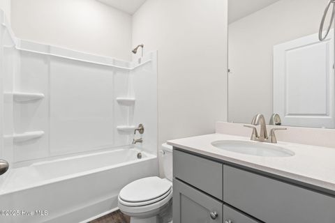 Tiny photo for 626 S Squires Run Lane, Richlands, NC 28574 (MLS # 100546635)