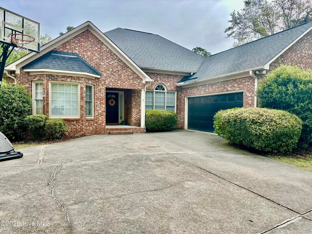 Photo of 218 Hickory Lane, Hampstead, NC 28443 (MLS # 100565672)