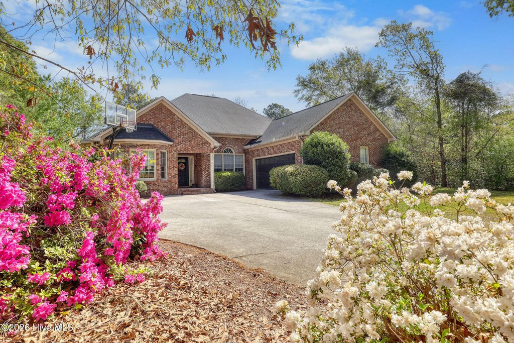 Photo of 218 Hickory Lane, Hampstead, NC 28443 (MLS # 100565672)