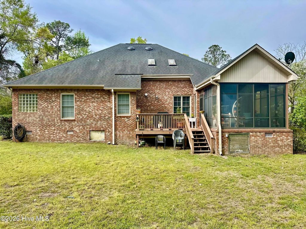 Photo of 218 Hickory Lane, Hampstead, NC 28443 (MLS # 100565672)