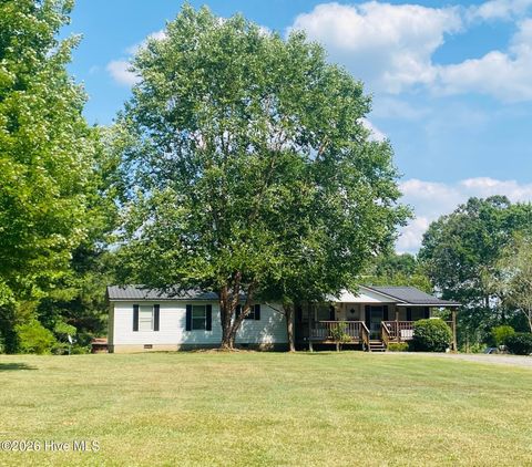 Mobile Home For Sale - 2537 Alton Road<br/> Moore County, Eagle Springs, NC 27242