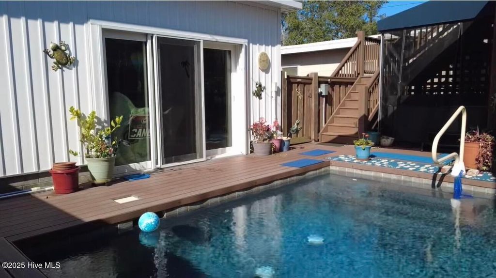 Photo of 137 Fourth Avenue N, Kure Beach, NC 28449 (MLS # 100546382)