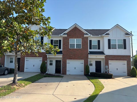 Townhouse For Rent - 729 Benelli Court<br/> Grovetown, GA 30813