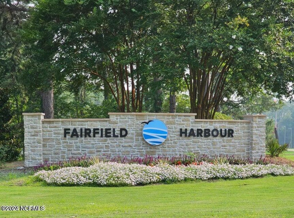 Photo of 1009 Barkentine Drive, New Bern, NC 28560 (MLS # 100551773)