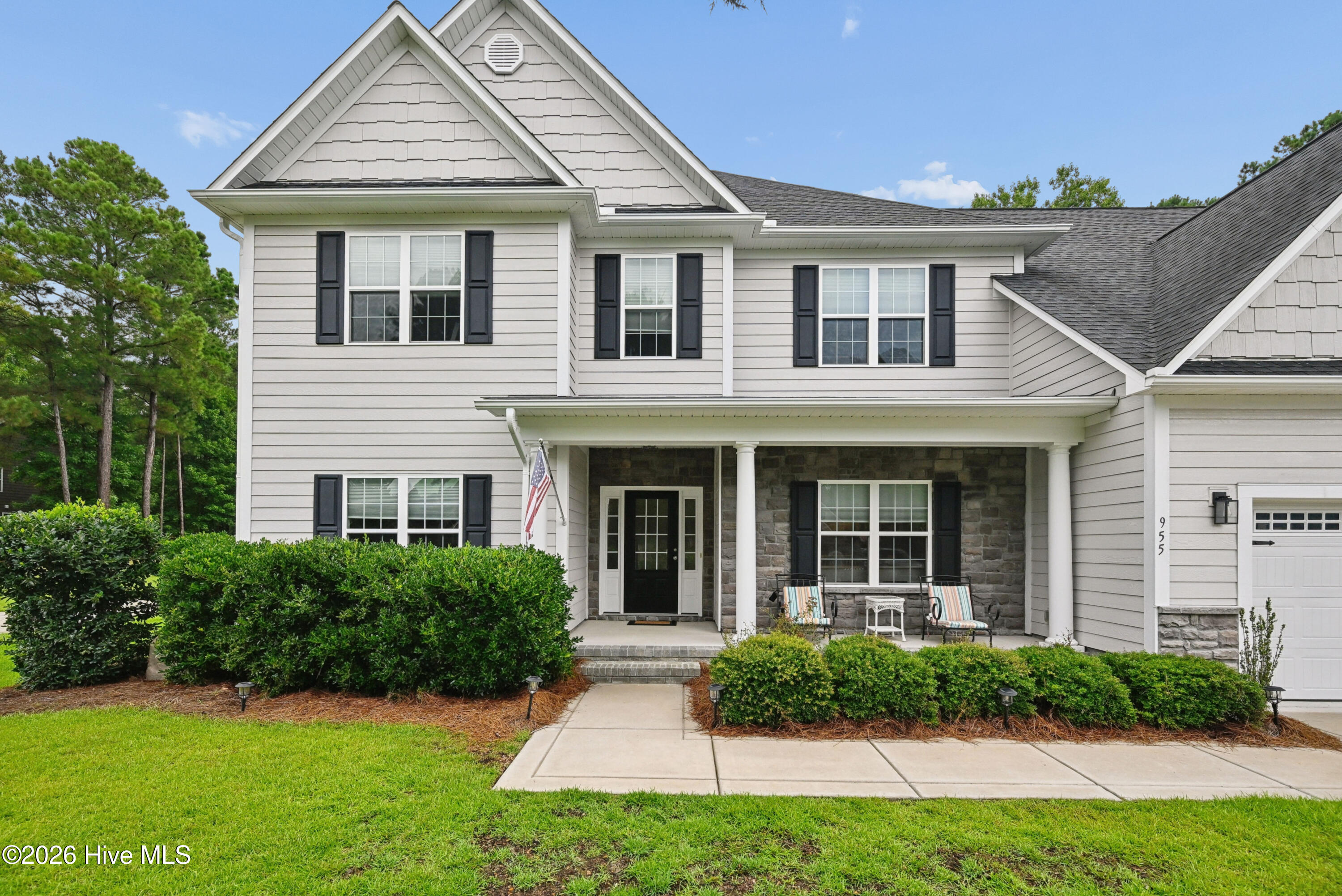 955 Grandview Drive