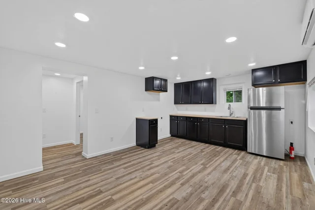 653 Poyners Road, photo 4 of 17