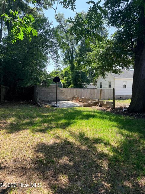 Tiny photo for 517 S 7th Street, Wilmington, NC 28401 (MLS # 100589506)