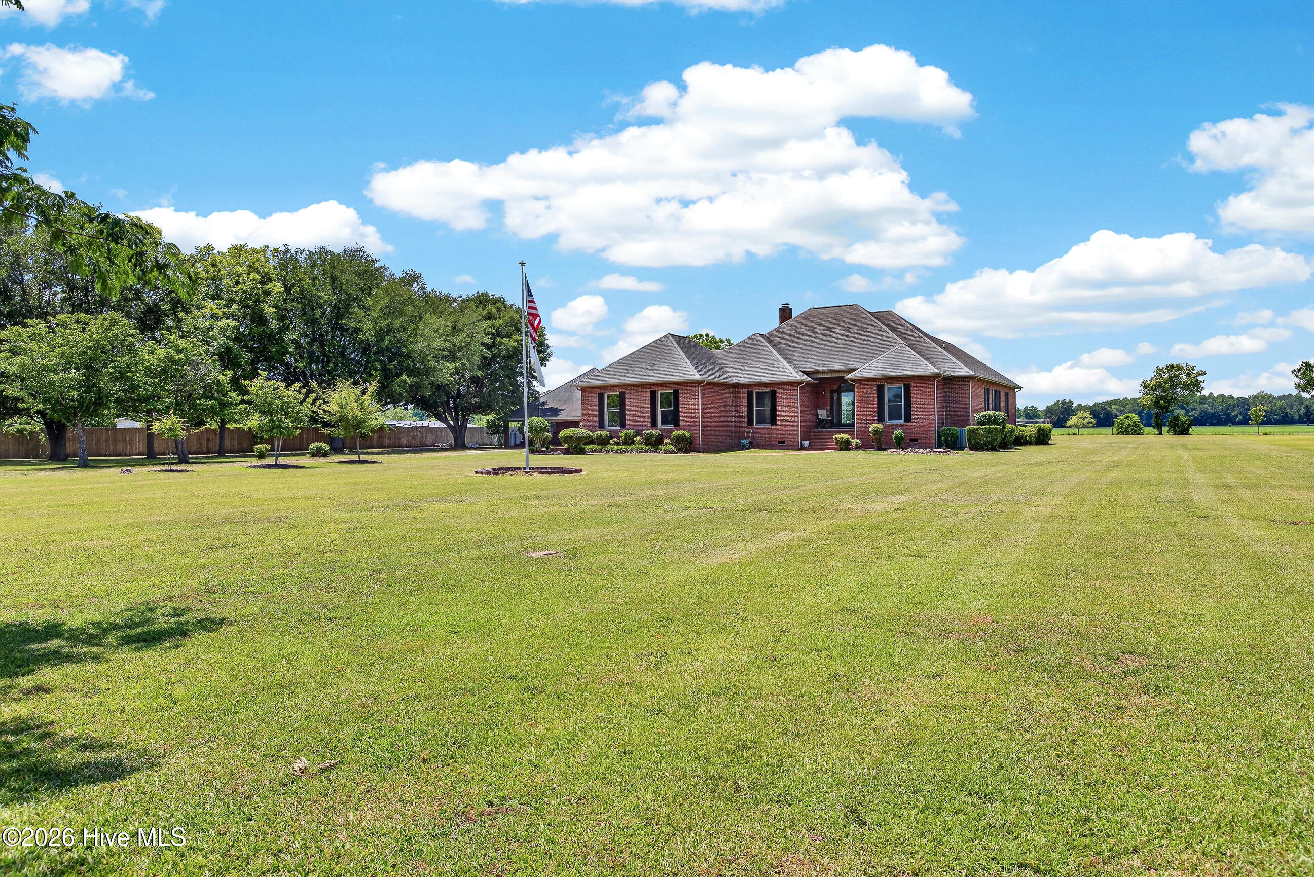 2732 White Oak River Road