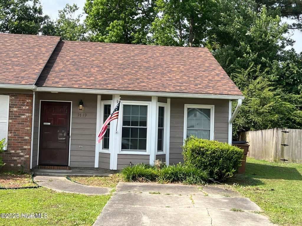 Photo of 2719 Brookfield Drive, Midway Park, NC 28544 (MLS # 100547292)