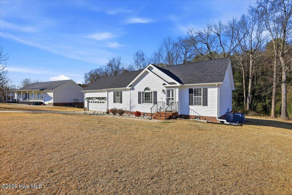 Photo of 304 Marlin Lane, Pikeville, NC 27863 (MLS # 100556137)