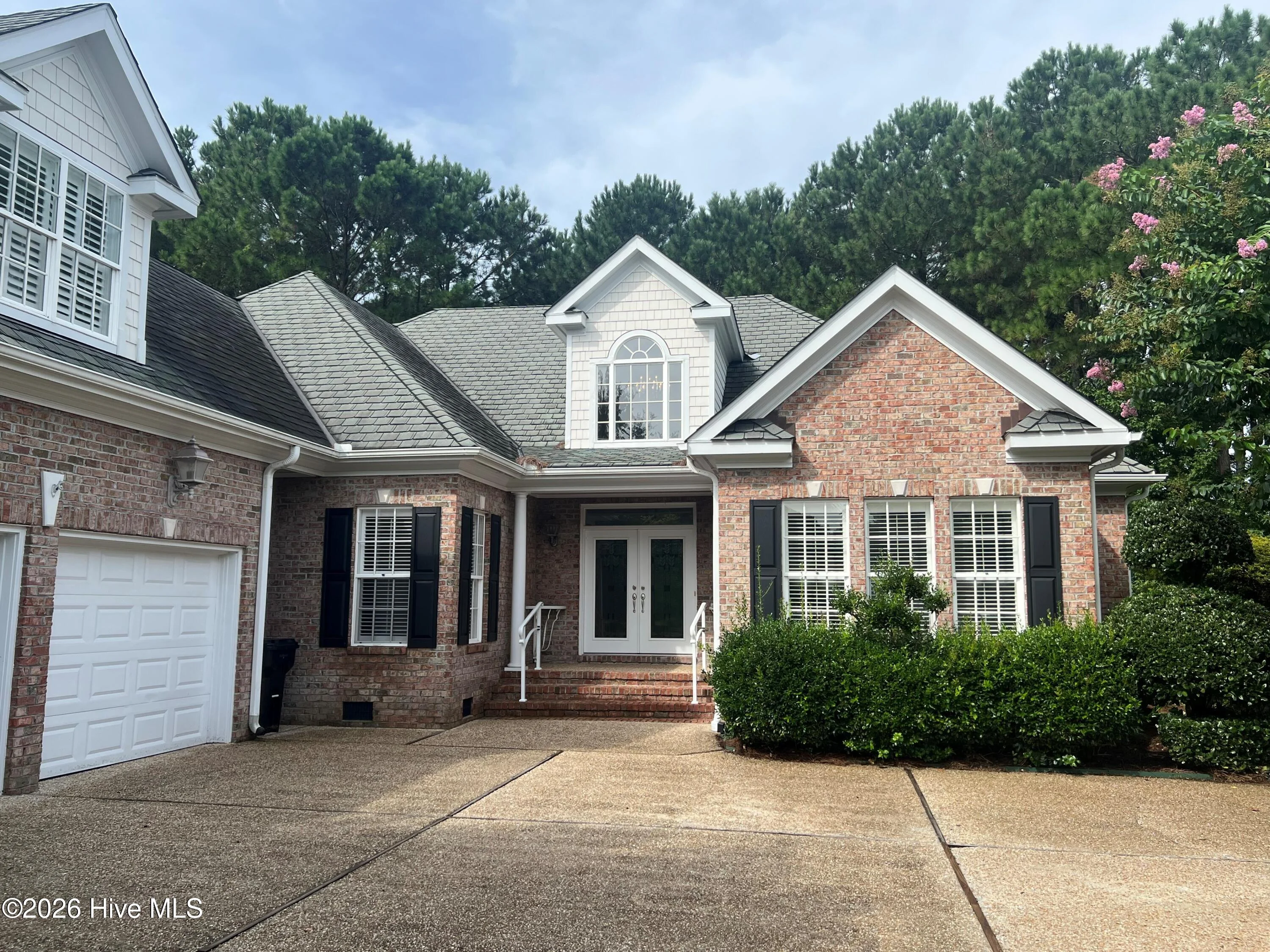 2104 Bay Colony Lane