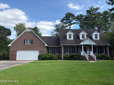Homes For Rent - 916 Dorset Way<br/> Trent Woods, NC 28562