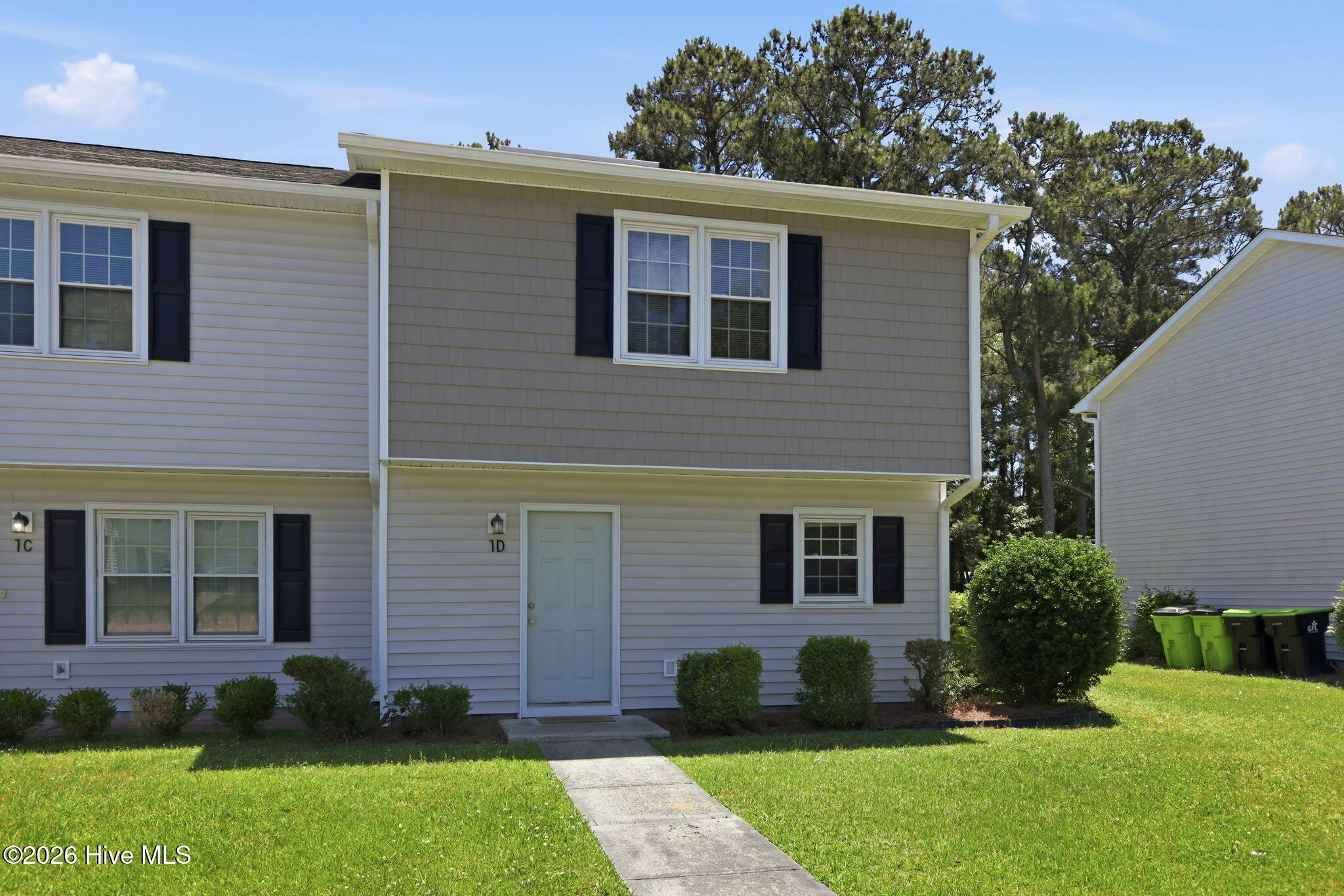 1 Portwest Townhouses Court Apt D