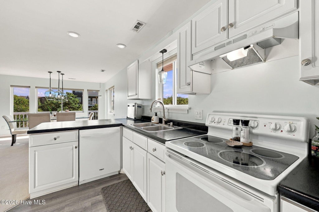 Photo of 105 N Oak Drive, Surf City, NC 28445 (MLS # 100610622)