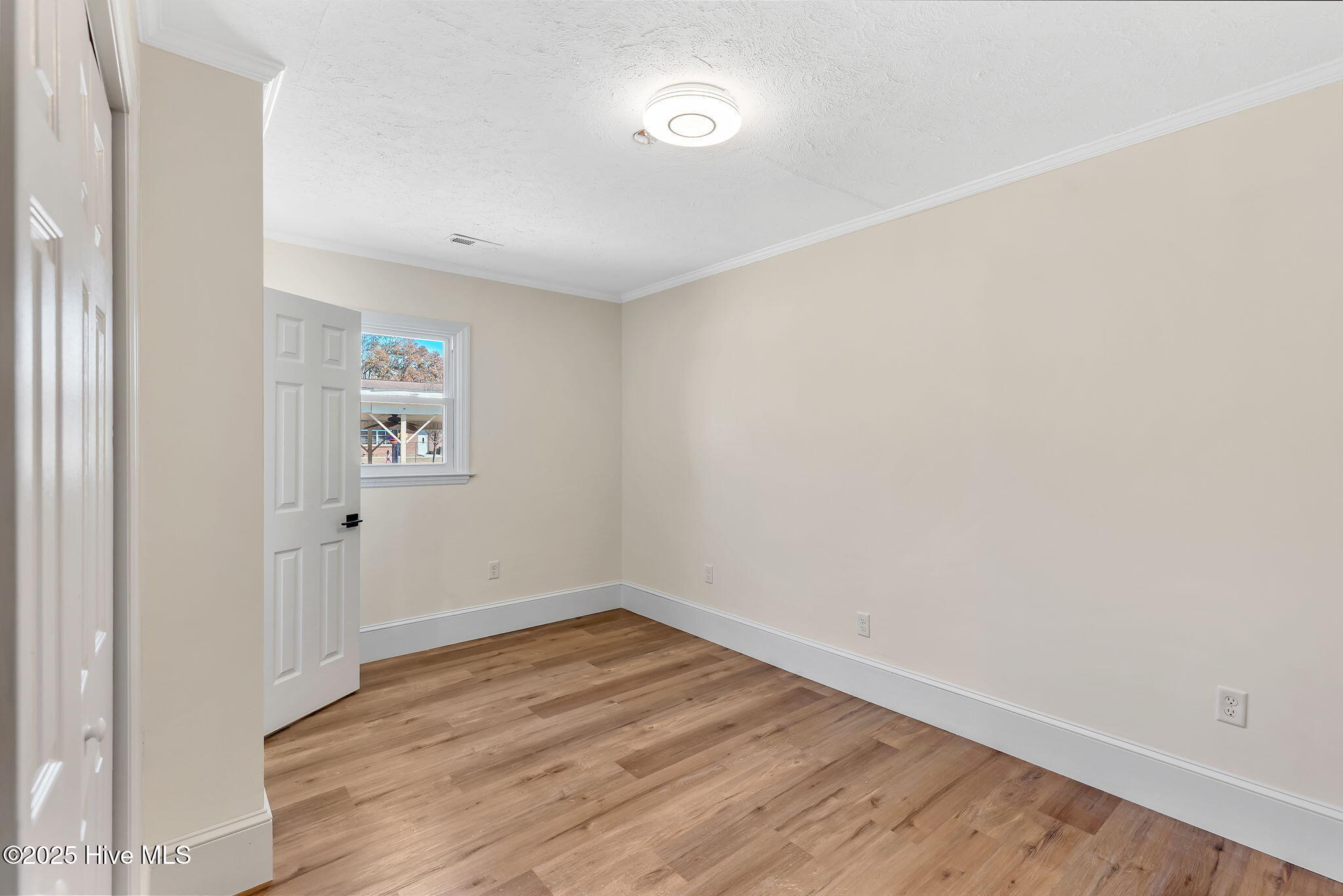 Burgaw, North Carolina 28425, United States, 3 Bedrooms Bedrooms, ,3 BathroomsBathrooms,Residential,Pending,256038