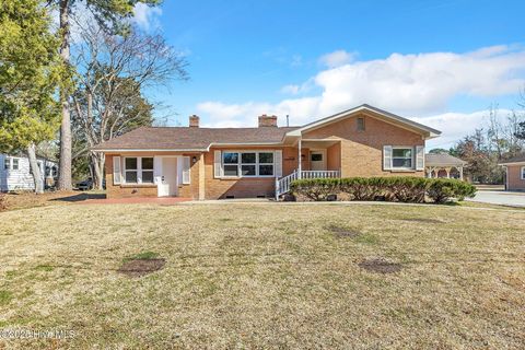 508 N Wright Street Burgaw NC 28425