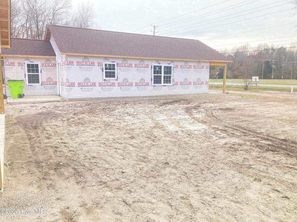 Photo of 752 North Carolina 55 Highway W, New Bern, NC 28560 (MLS # 100557344)