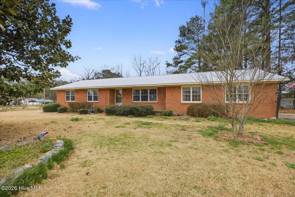 Photo of 118 Dogwood Lane, Pink Hill, NC 28572 (MLS # 100558101)