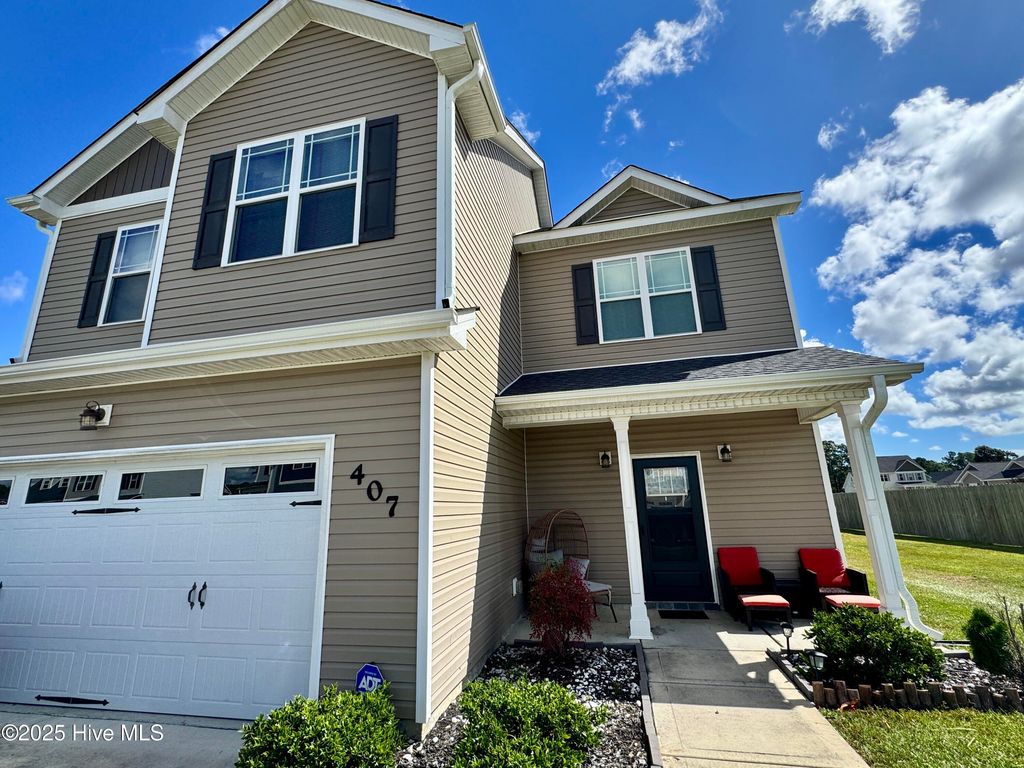 Photo of 407 Cattle Ranch Lane, Jacksonville, NC 28546 (MLS # 100544254)