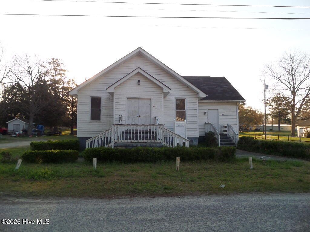 Photo of 201 Ellington Street, New Bern, NC 28560 (MLS # 100563934)