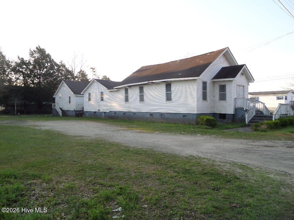 Photo of 201 Ellington Street, New Bern, NC 28560 (MLS # 100563934)