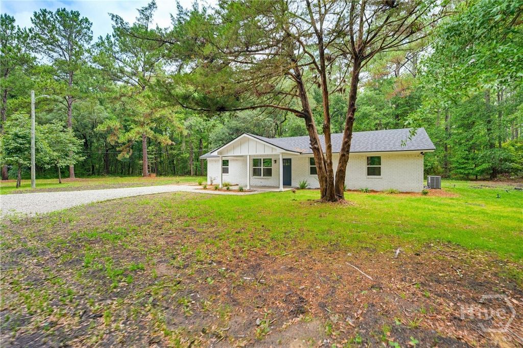 Photo of 95 Fox Lane, Ridgeland, SC 29936 (MLS # SA357969)