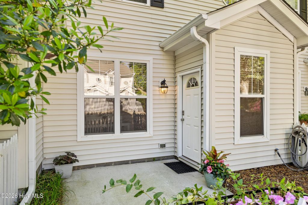 Photo of 5813 Wrightsville Avenue #Apt 153, Wilmington, NC 28403 (MLS # 100567438)