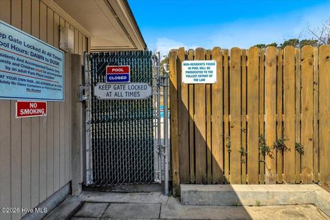 Tiny photo for 3619 Saint Johns Court #Unit B, Wilmington, NC 28403 (MLS # 100565439)