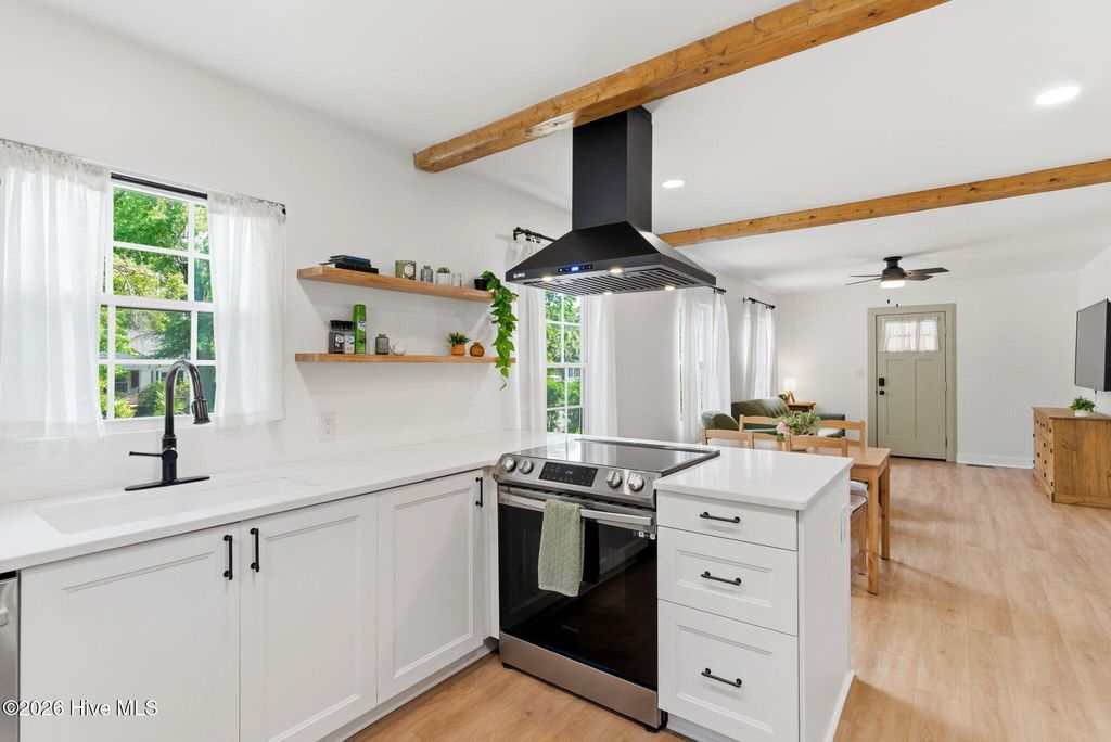 Photo of 705 Ivey Circle, Wilmington, NC 28401 (MLS # 100573783)