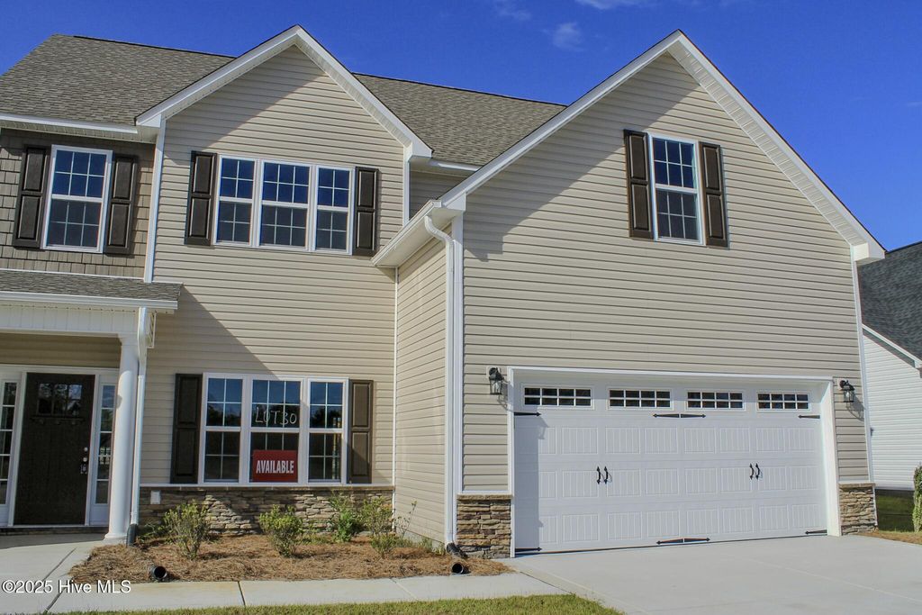 Photo of 216 Windsor Run Boulevard, Jacksonville, NC 28546 (MLS # 100504951)