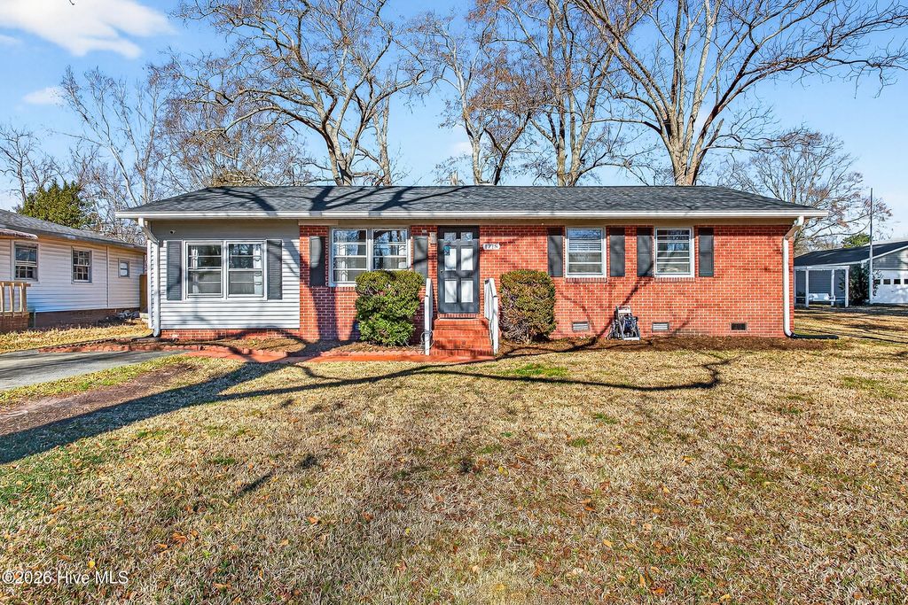 Photo of 1718 Park Avenue, New Bern, NC 28560 (MLS # 100547119)