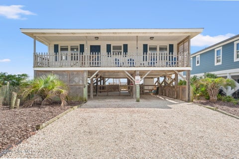 Homes For Sale - 392 E First Street<br/> Ocean Isle Beach, NC 28469