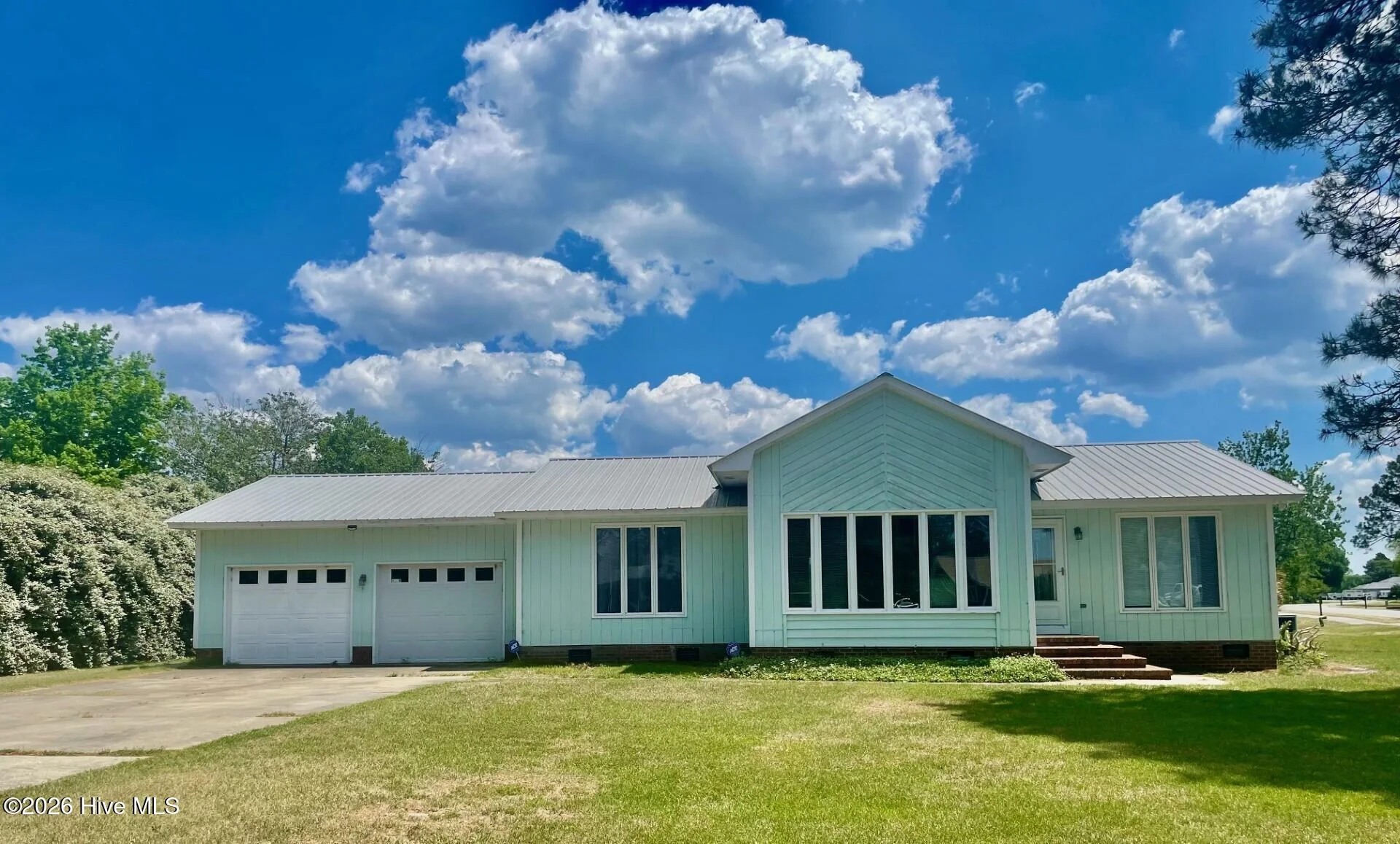 12 Hawk Drive