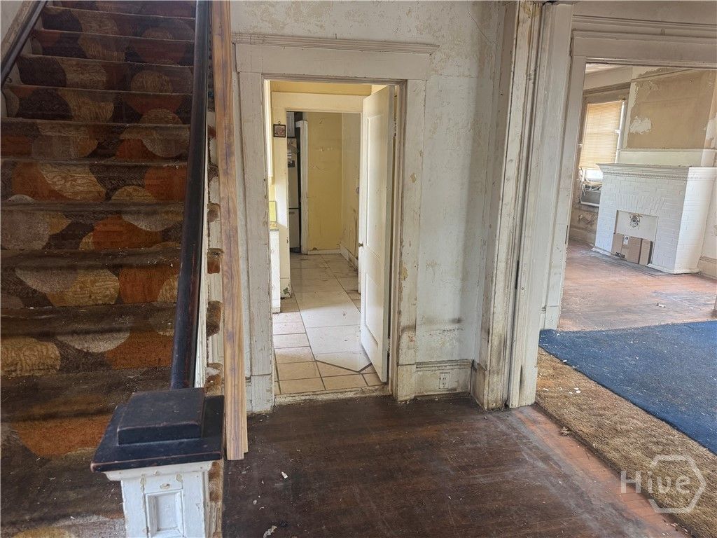 Photo of 630 E 40th Street, Savannah, GA 31401 (MLS # SA353841)