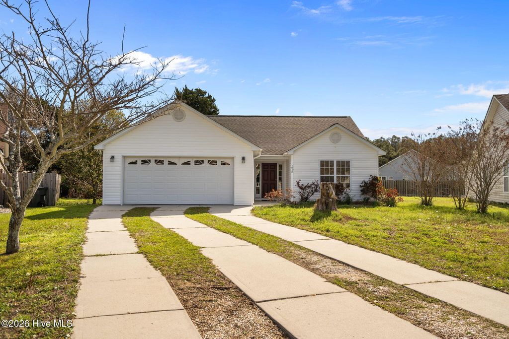Photo of 4940 Montserrat Drive, Southport, NC 28461 (MLS # 100560946)