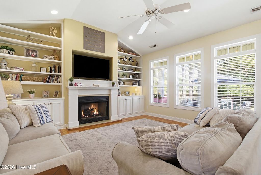 Photo of 107 Stony Brook Drive, New Bern, NC 28562 (MLS # 100582325)