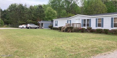 Mobile Home For Sale - 7161 Windy Court<br/> Bailey, NC 27807