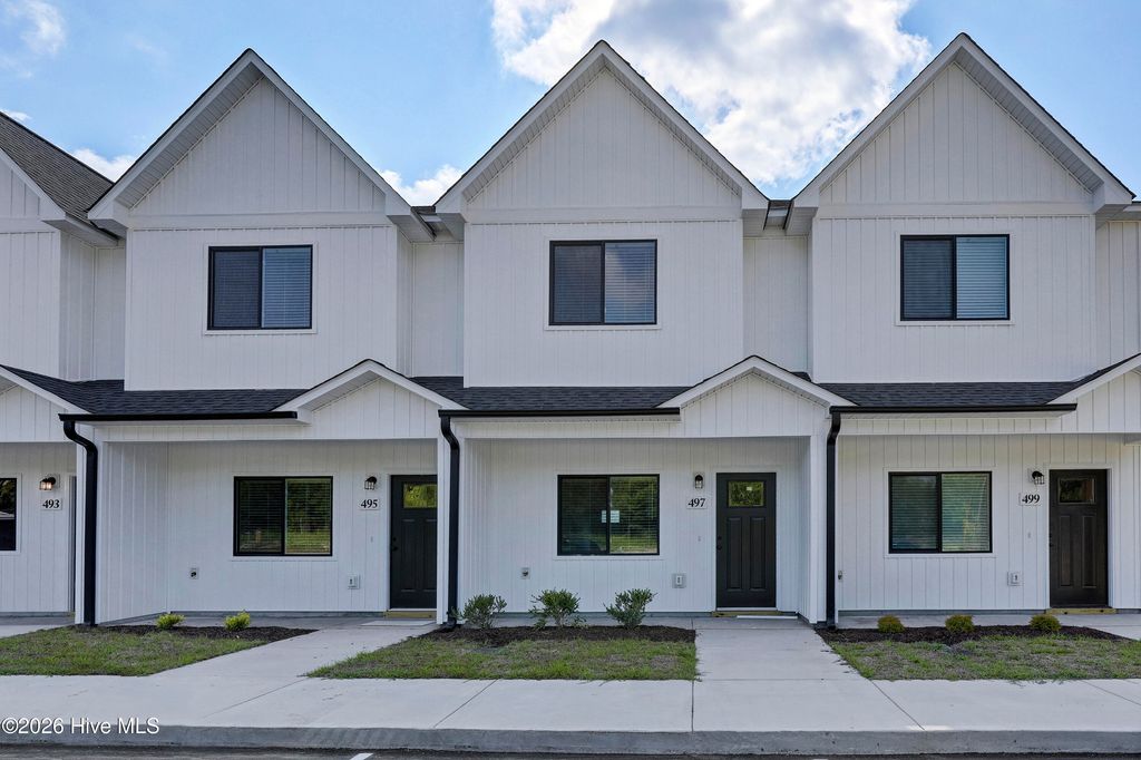 Photo of 405 Blue Bluff Lane, Jacksonville, NC 28540 (MLS # 100591776)